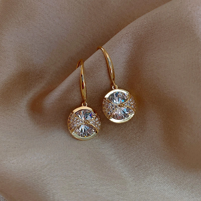 Large round diamond pendant earrings