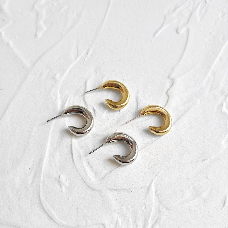 European And American Minimalist C-Shaped Earrings