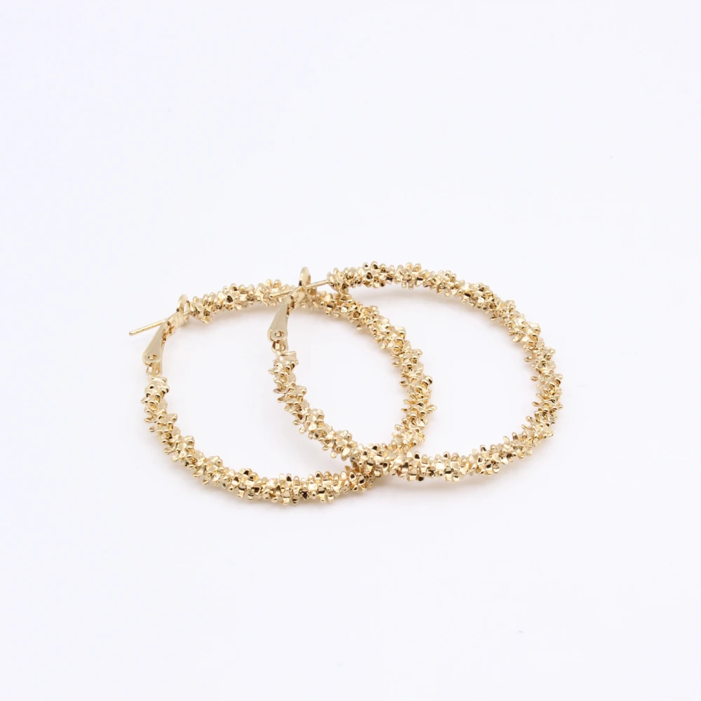 Irregular geometric hoop earrings