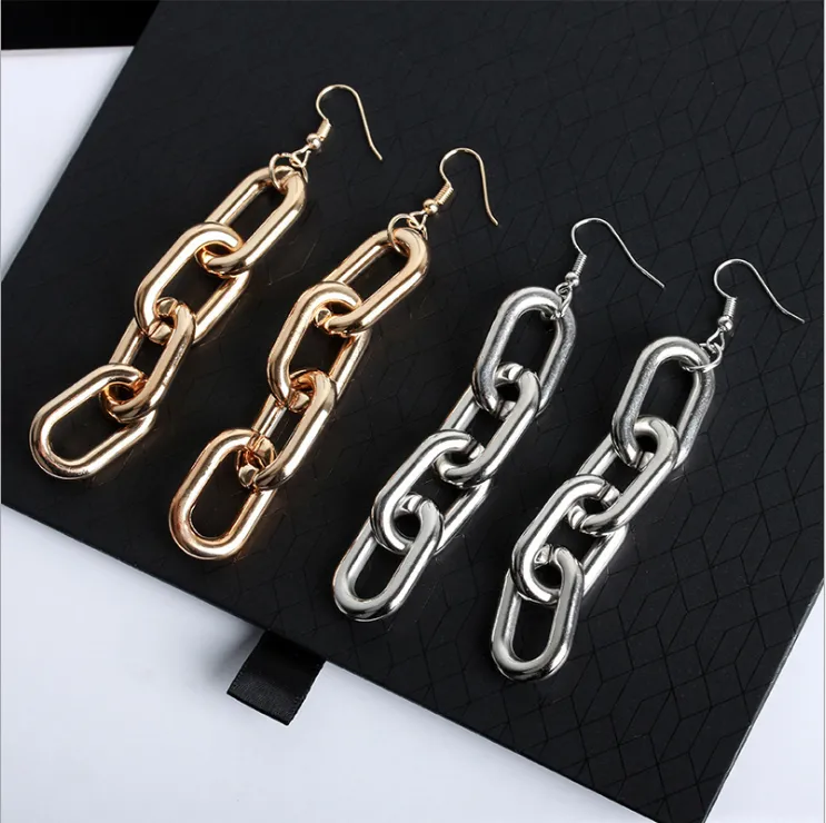 Individual thick chain earrings