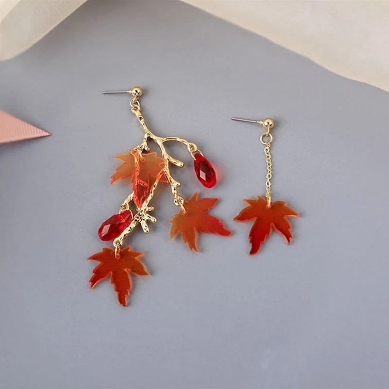 Women's Crystal Maple Leaf Stud Earrings