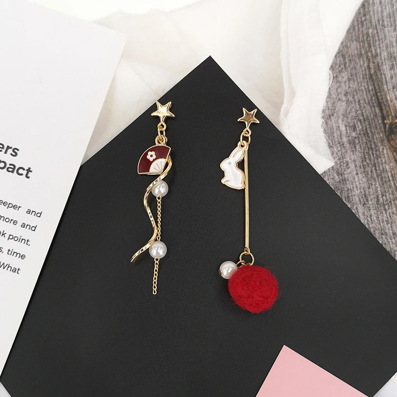 Geometric Pearl Asymmetrical Stud Earrings