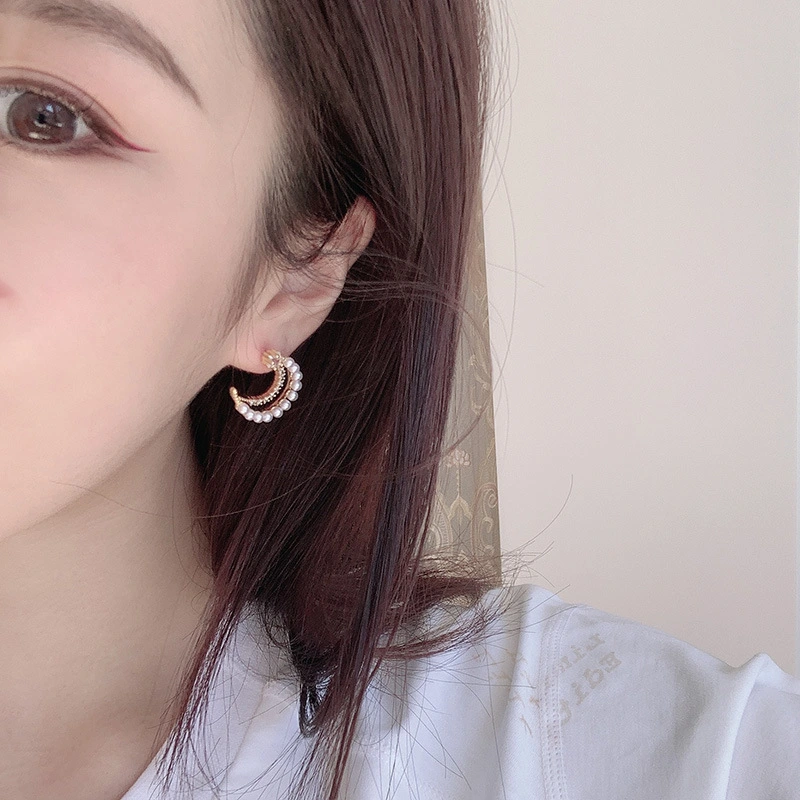 Korean Moon Earrings