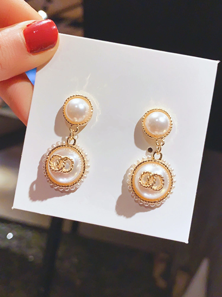 Vintage palace style pearl earrings