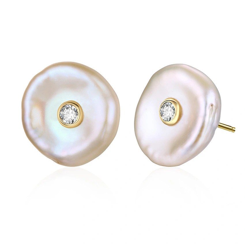 Shell zircon earrings