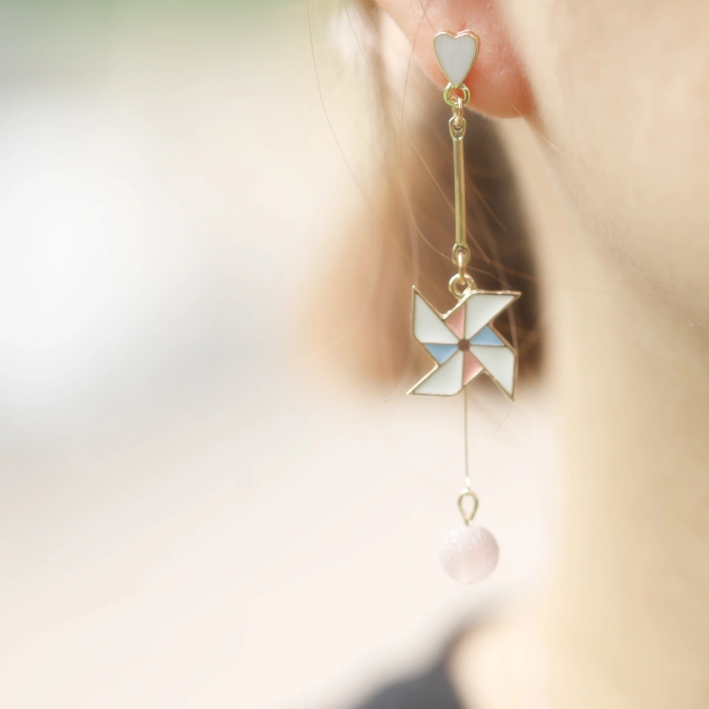 Windmill ear studs