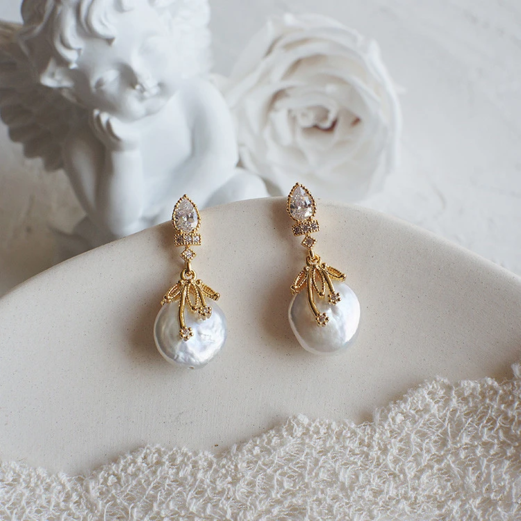 Baroque true pearl earrings