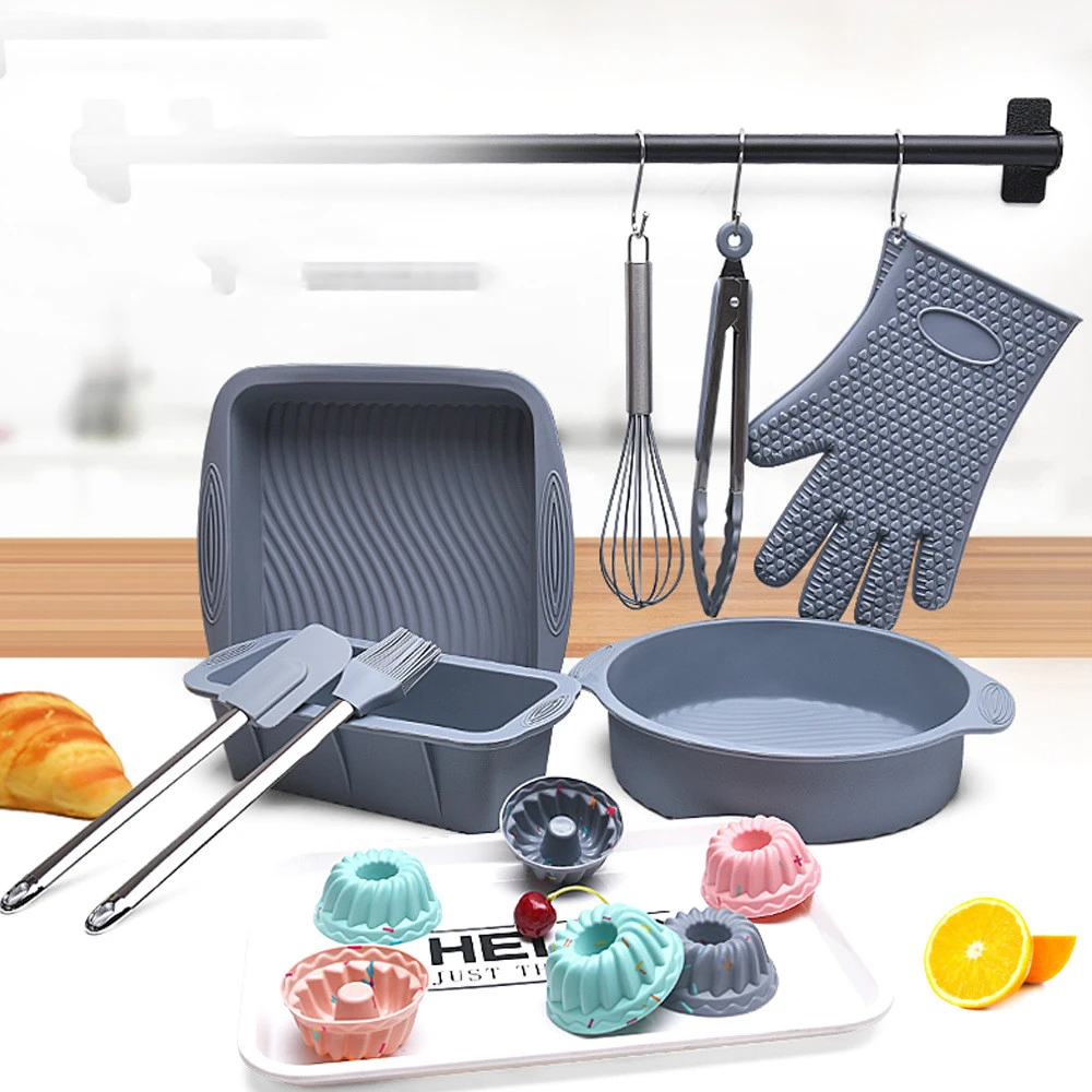 Easy To Clean High Temperature Resistant Silicone Cake Tool Baking Set