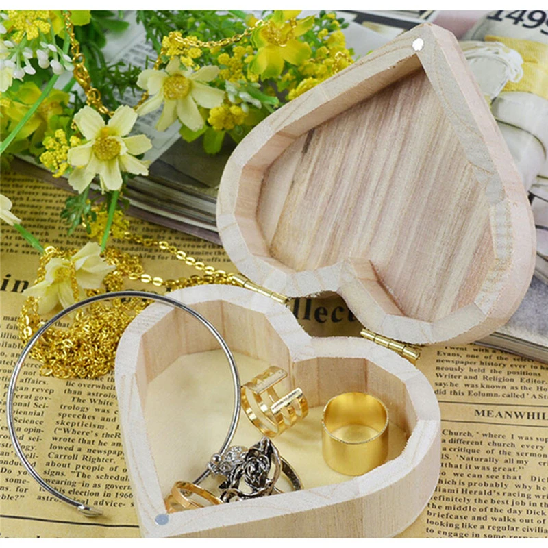 Creative Crafts Heart-shaped Wooden Storage Box