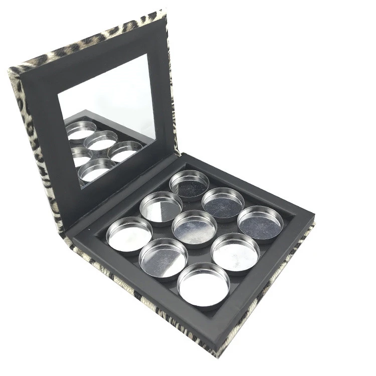 Eye shadow storage tray