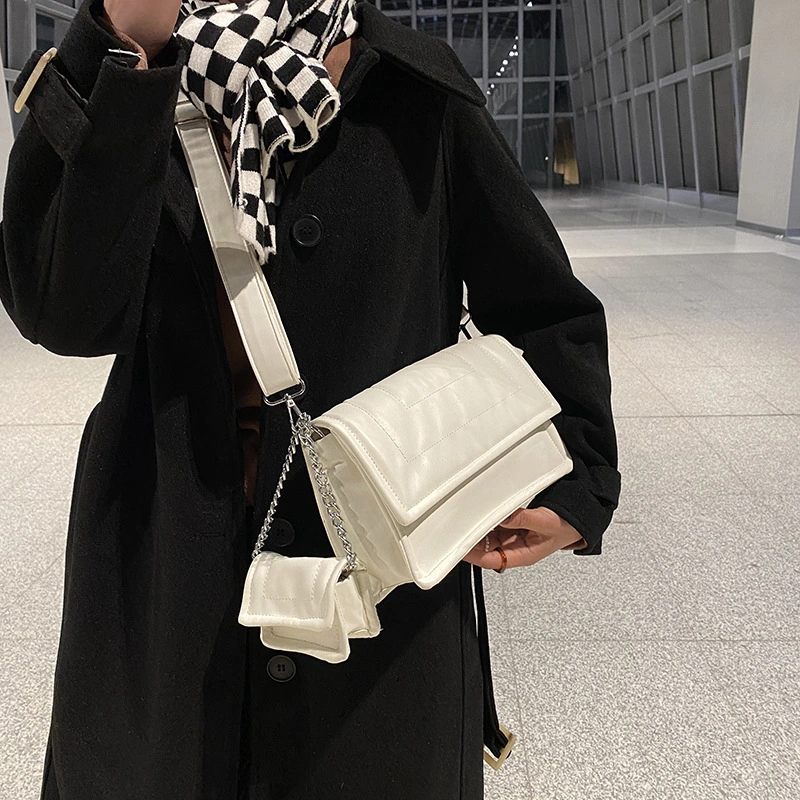 Winter Bakery Color One-shoulder Messenger Bag