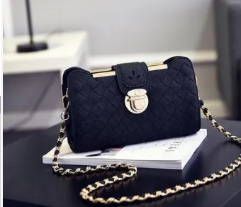 One-shoulder messenger chain bag fashionable ladies all-match