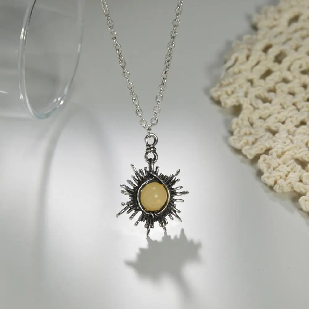 Wire Cutout Sun Pendant Necklace