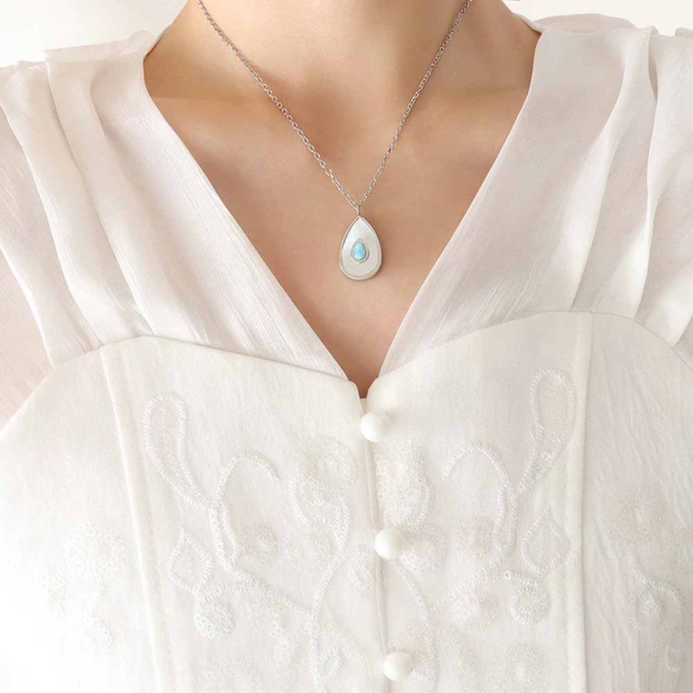 Women's Cold Wind Water Drop Shape Pendant Necklace