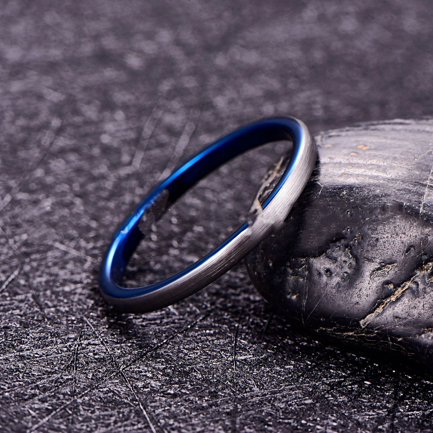 2mm Wide Surface Brushed Inner Ring Electroplated Blue Tungsten Steel Ring