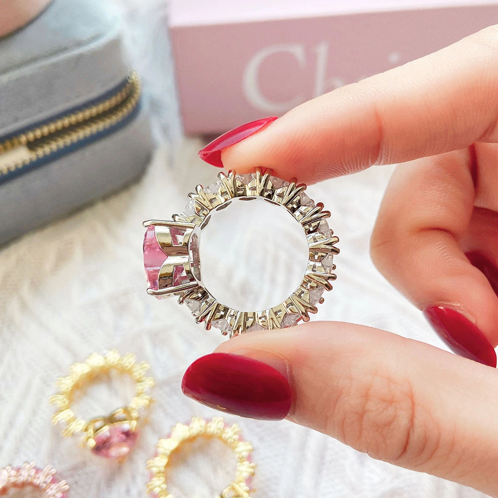 Fashion Ladies Heart Inlaid Zircon Ring