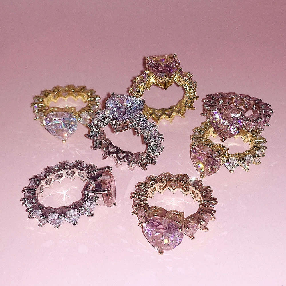 Fashion Ladies Heart Inlaid Zircon Ring