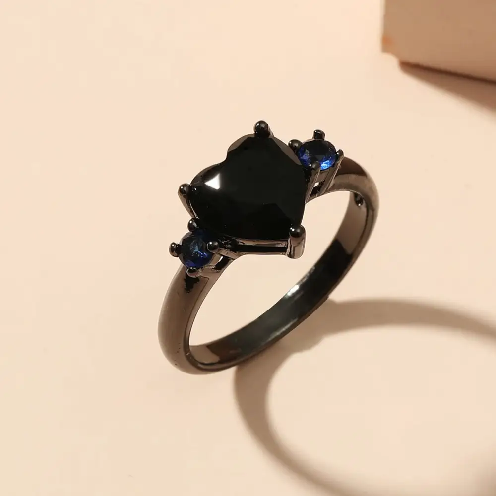 European And American Women's Heart-shaped Gun Black Ring