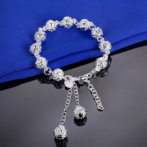 Women's Fashion Three-dimensional Hollow Ball Bracelet