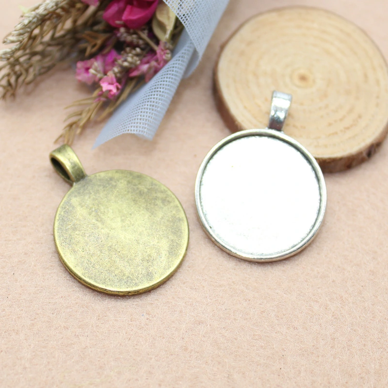 25mm Round Patch Time Gemstone Base Alloy Pendant