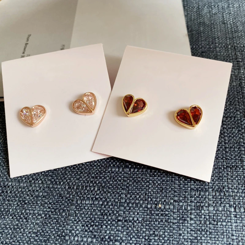 Women's Fashion Heart Shaped Zircon Stud Earrings