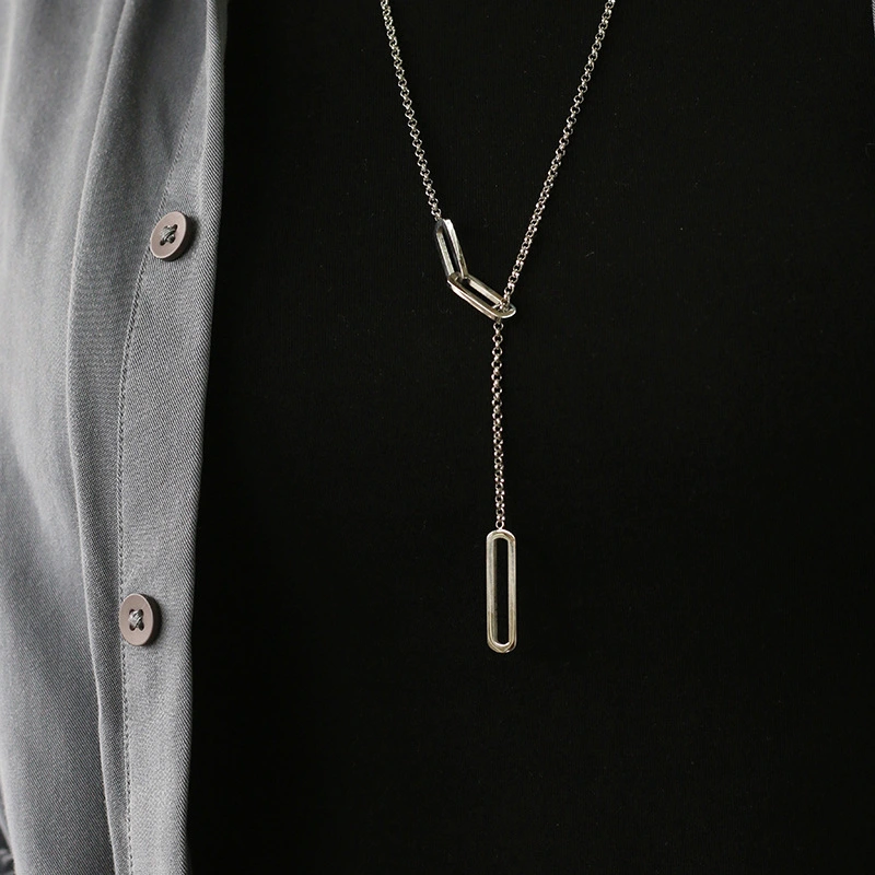 Simple Geometric Variety Of Wearing Square Sweater Chain