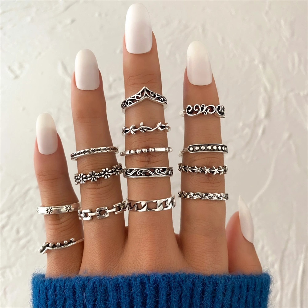 Distressed Cutout Ring Set Fashion Joints