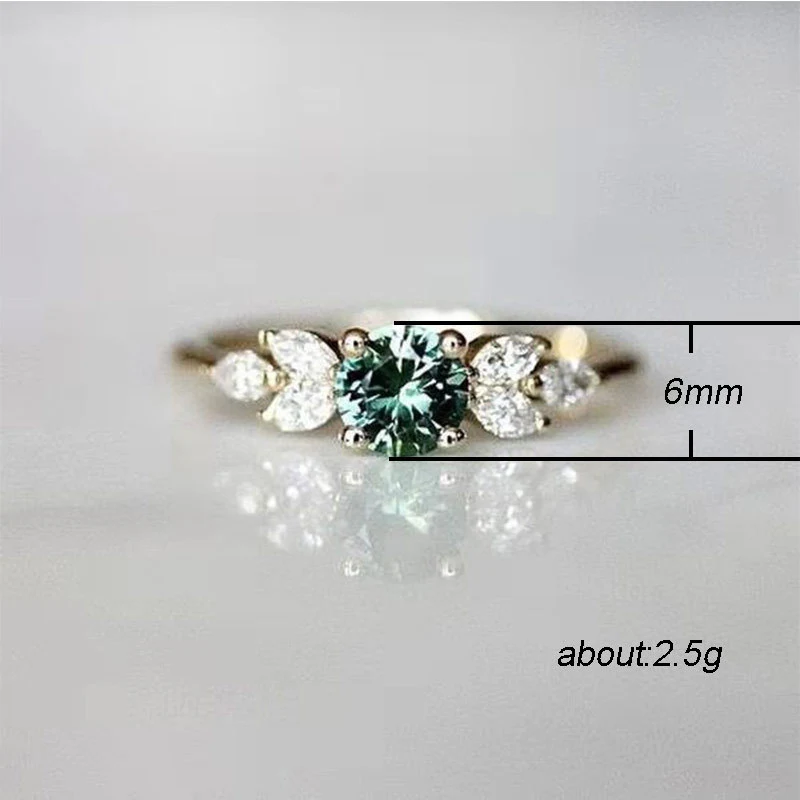 Emerald Ring Fashion Set With Diamonds