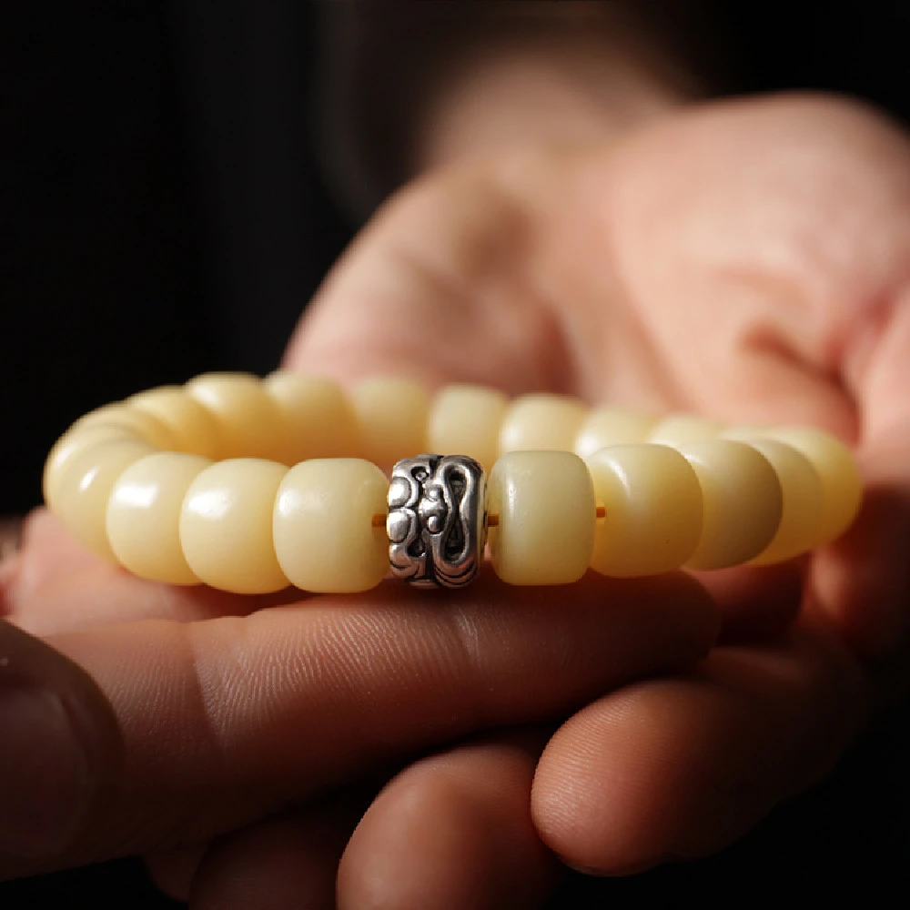 Bone Bracelet With Soft Bodhi Seeds