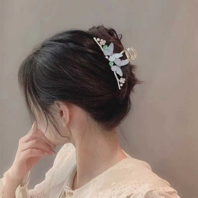 Summer Elegant Pearl Butterfly Large Grip 2022 New High Sense Internet Influencer Hair Clip Back Head Shark Clip