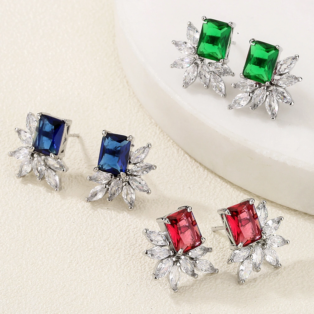 New Colorful Crystals Earrings Women's European And American Luxurious Style Emerald Sapphire Blue Zircon Earrings Vintage Court Style