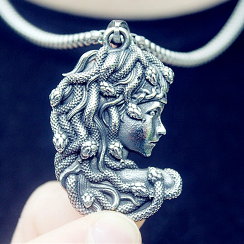 Retro Domineering New Gorgon Pendant Titanium Steel Necklace