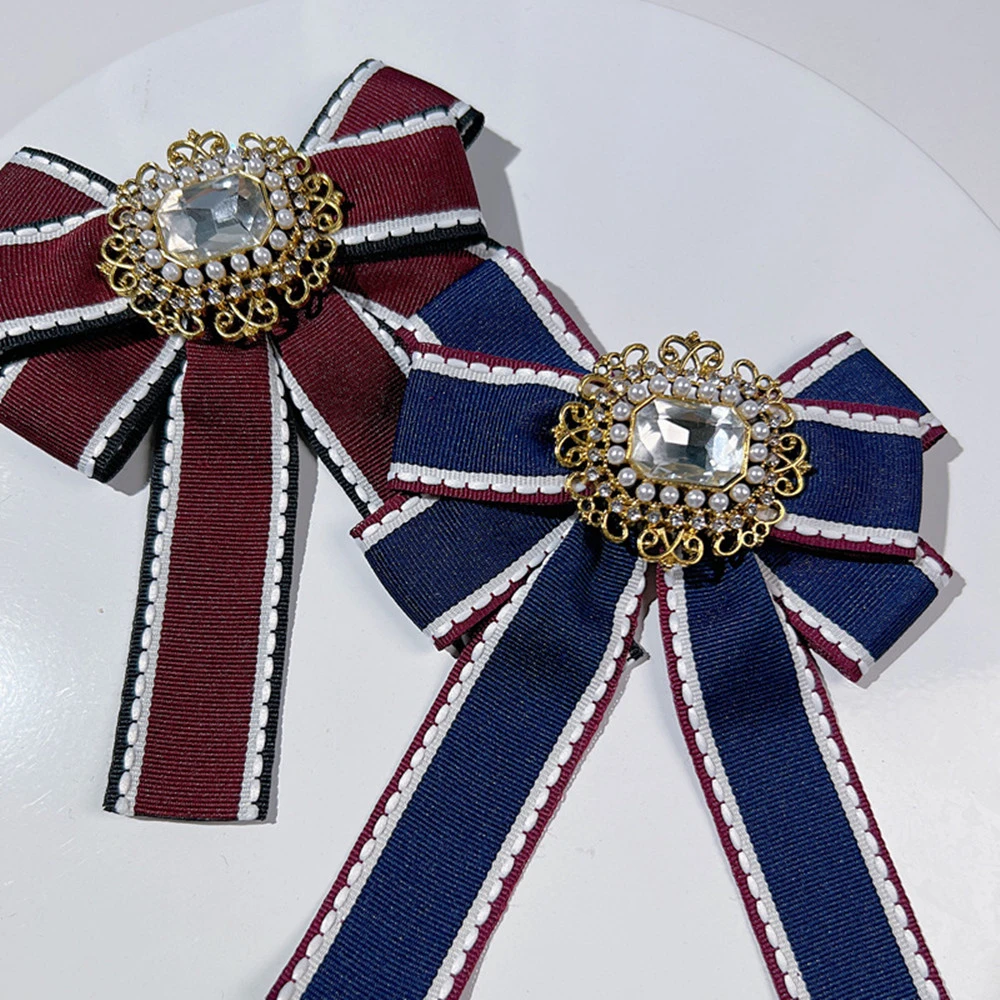 College Style Brooch Niche Bow Tie