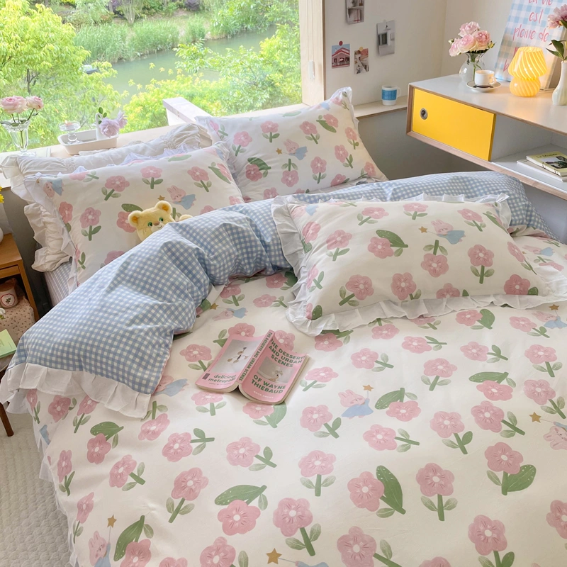 Small Floral Cotton Four-piece Bed Princess Style