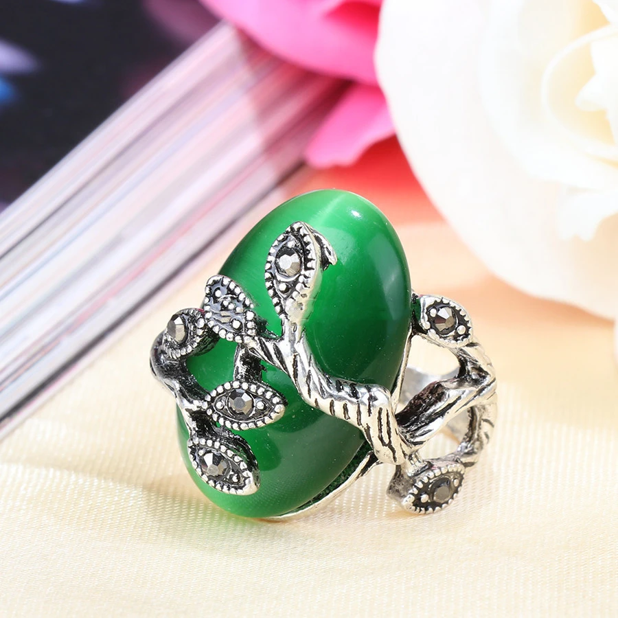 Women's Fashion Antique Silver Green Opal Ring