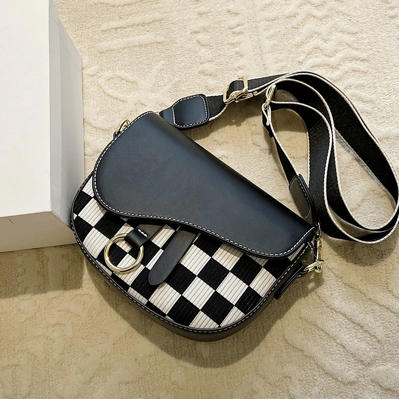 Small Women's New All-match Messenger Bag Checkerboard