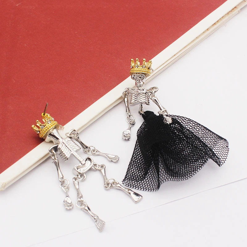 Fashion Personality New Gothic Skull Asymmetric Earrings