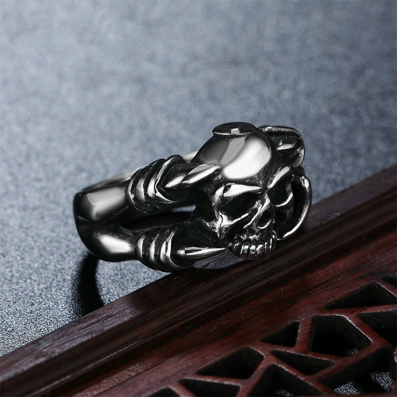 Punk Motorcycle Style Men's Domineering Skull Magic Claw Ring