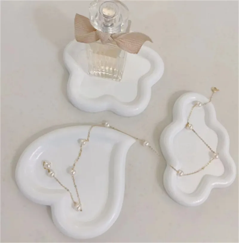 Ins Cute Heart-shaped Jewelry Dish Storage Tray