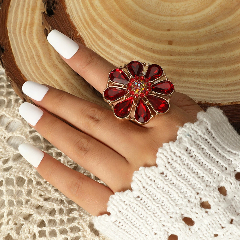 Personality Trend Exaggerated Hollow Flower Ring