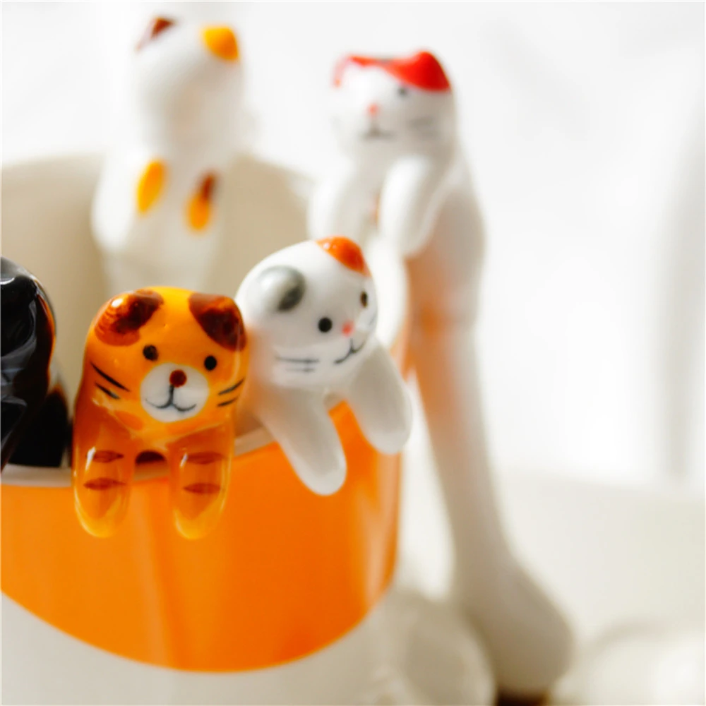 Japanese Three-dimensional Hand-painted Cute Ceramic Cat Spoon