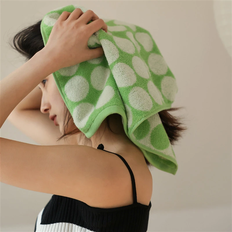 Fashion Color Matching Skin-friendly Face Towel