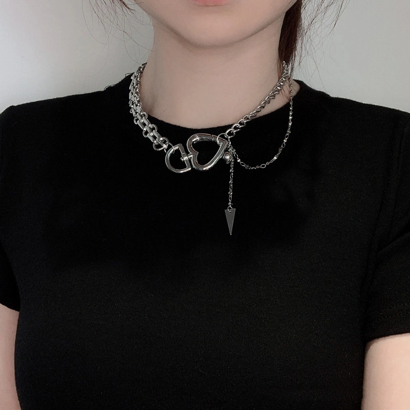 Retro Hip Hop Metal Cold Love Clavicle Chain