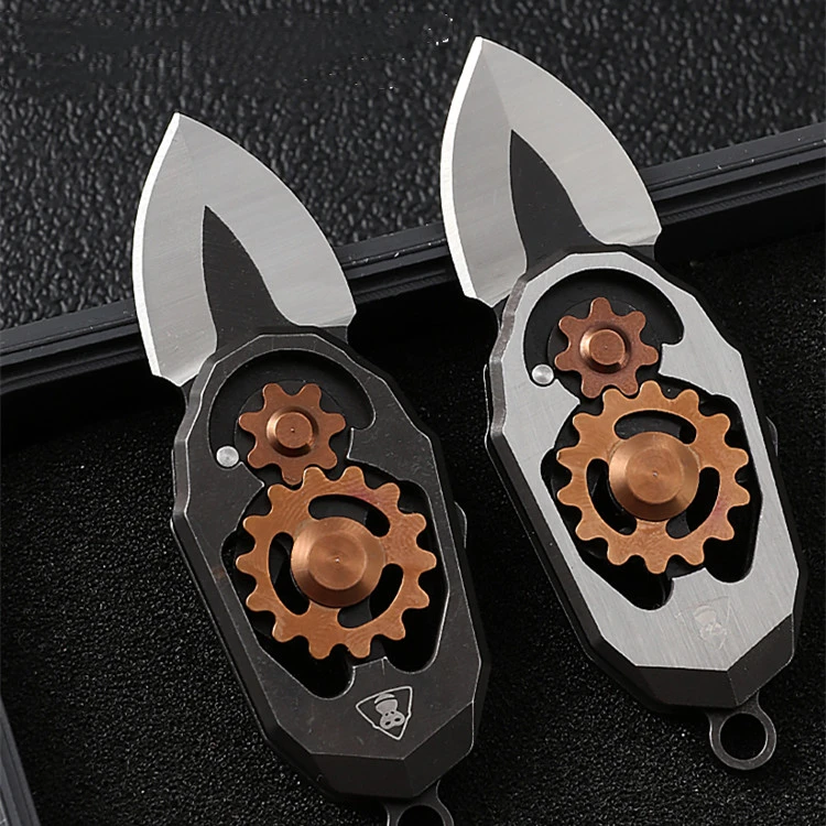 Outdoor Knife Keychain Mini Folding Multifunction