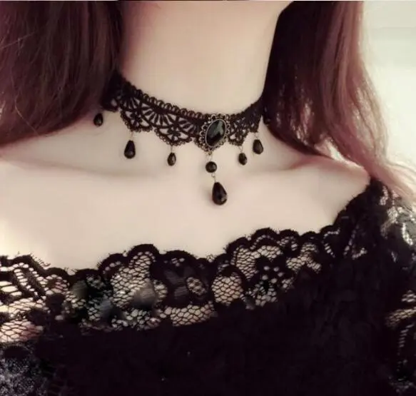 Gothic Features Multi-layered Crystal Lace Necklace