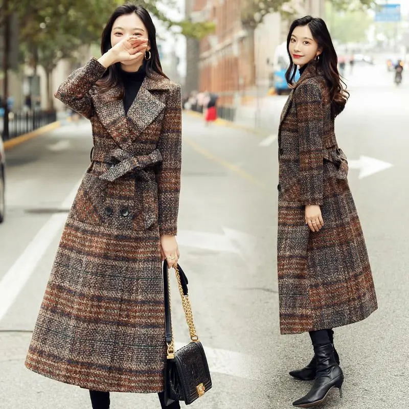 Plaid Women's New Slim Waisted And Slim Woolen Coat