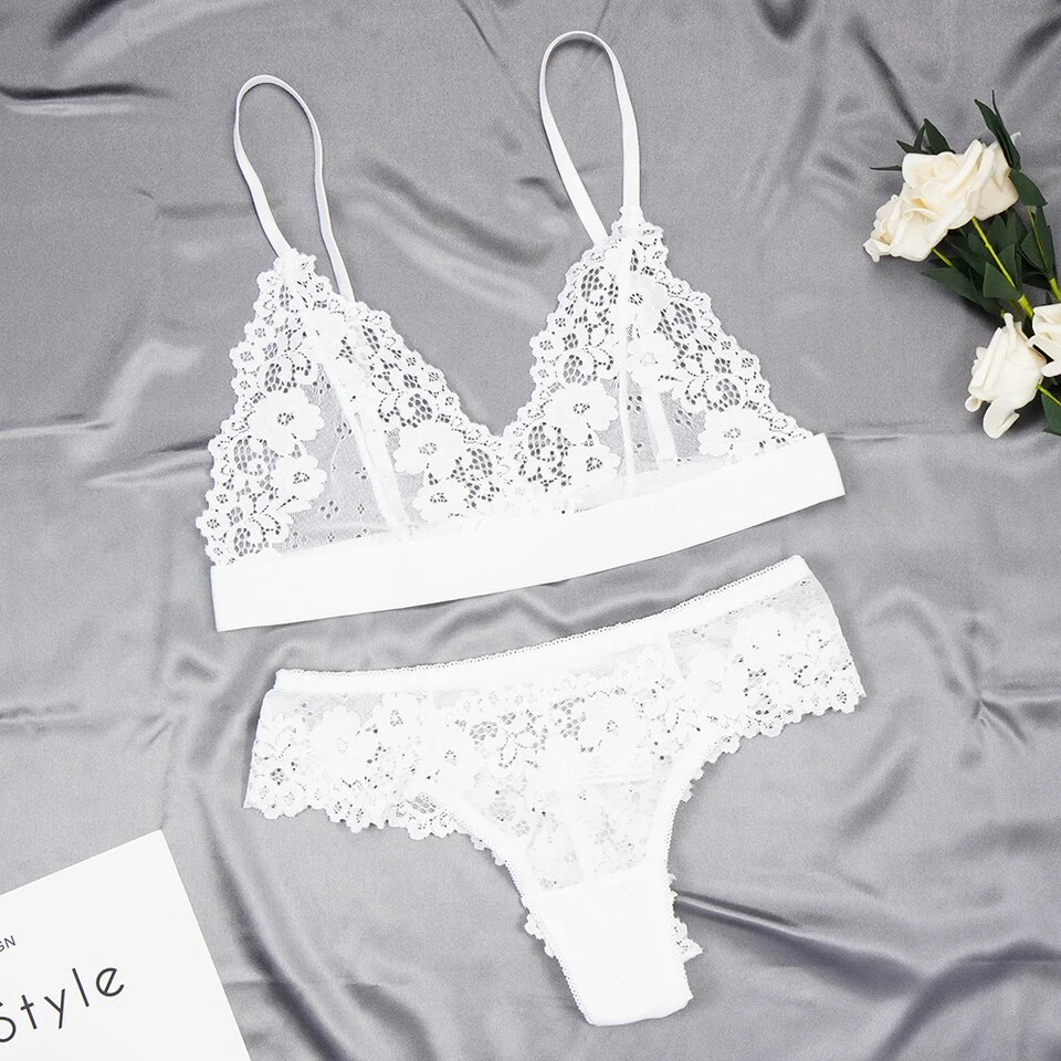 Women's Breathable Lace Bandeau Panty Set