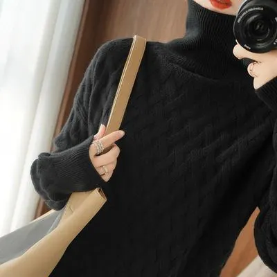 Women's Short Loose Thick Knitted Sweater