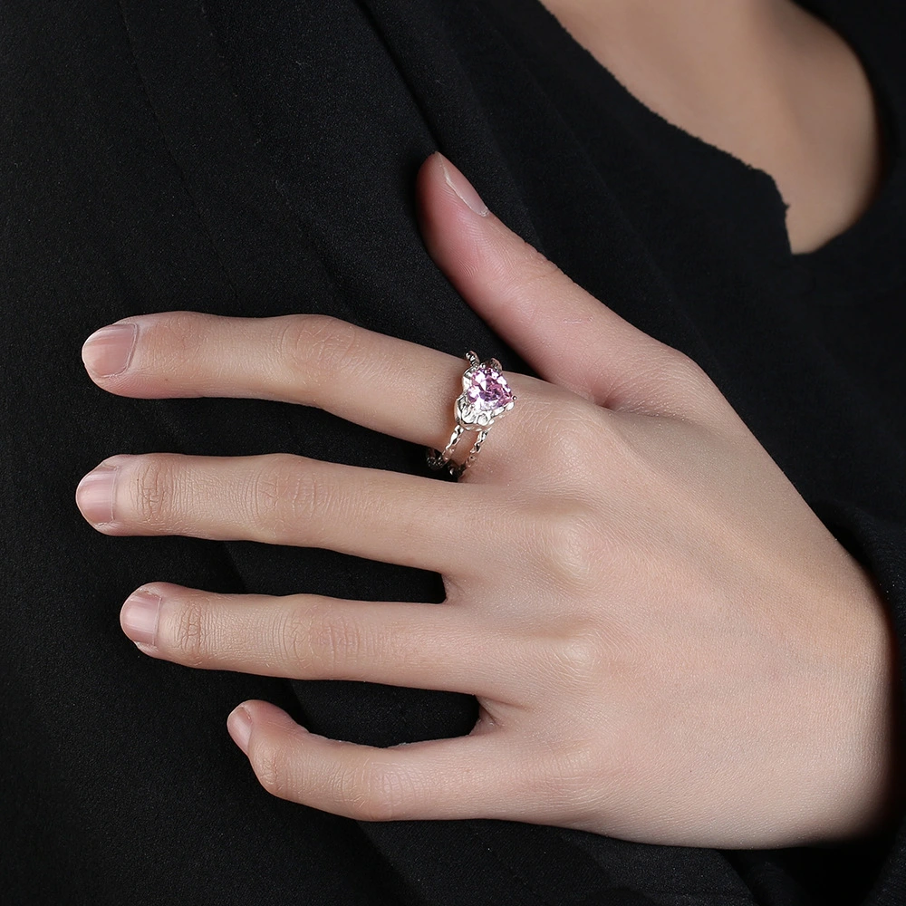 Heart Shaped Zircon Adjustable Ring With Irregular Texture