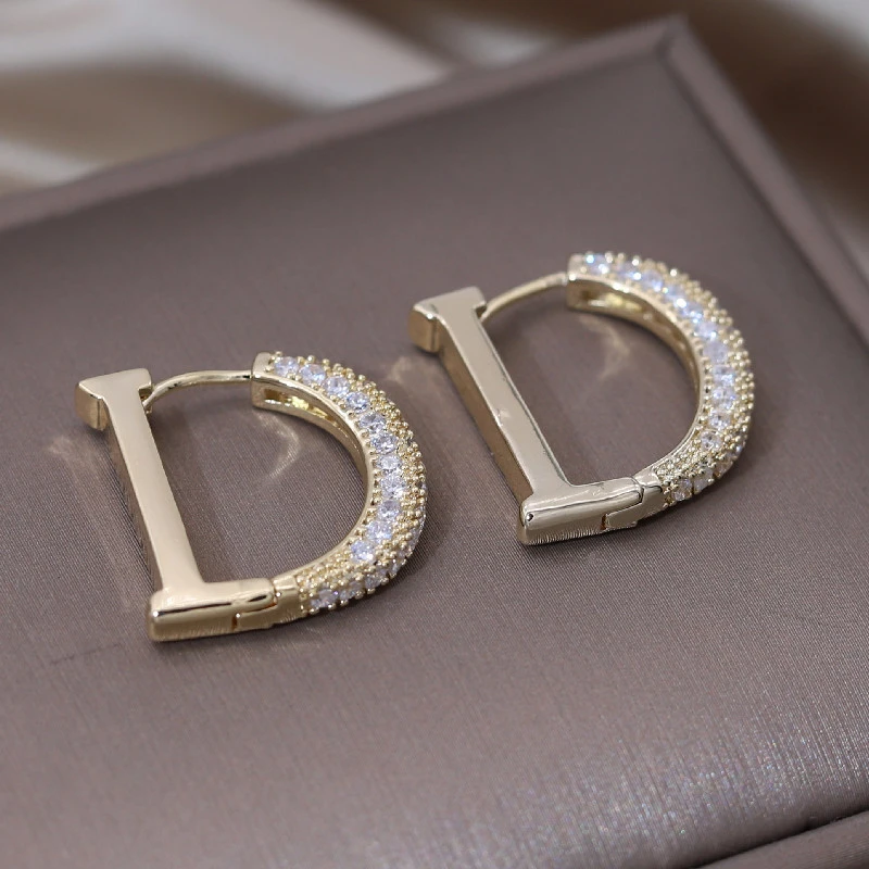 Copper Set Zircon Letter D Simple Female Earrings